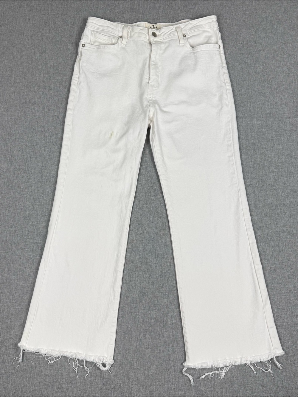 L.T.J‎ Letter to Juliet Sicily White Crop Flare Jeans 30 Raw Hem